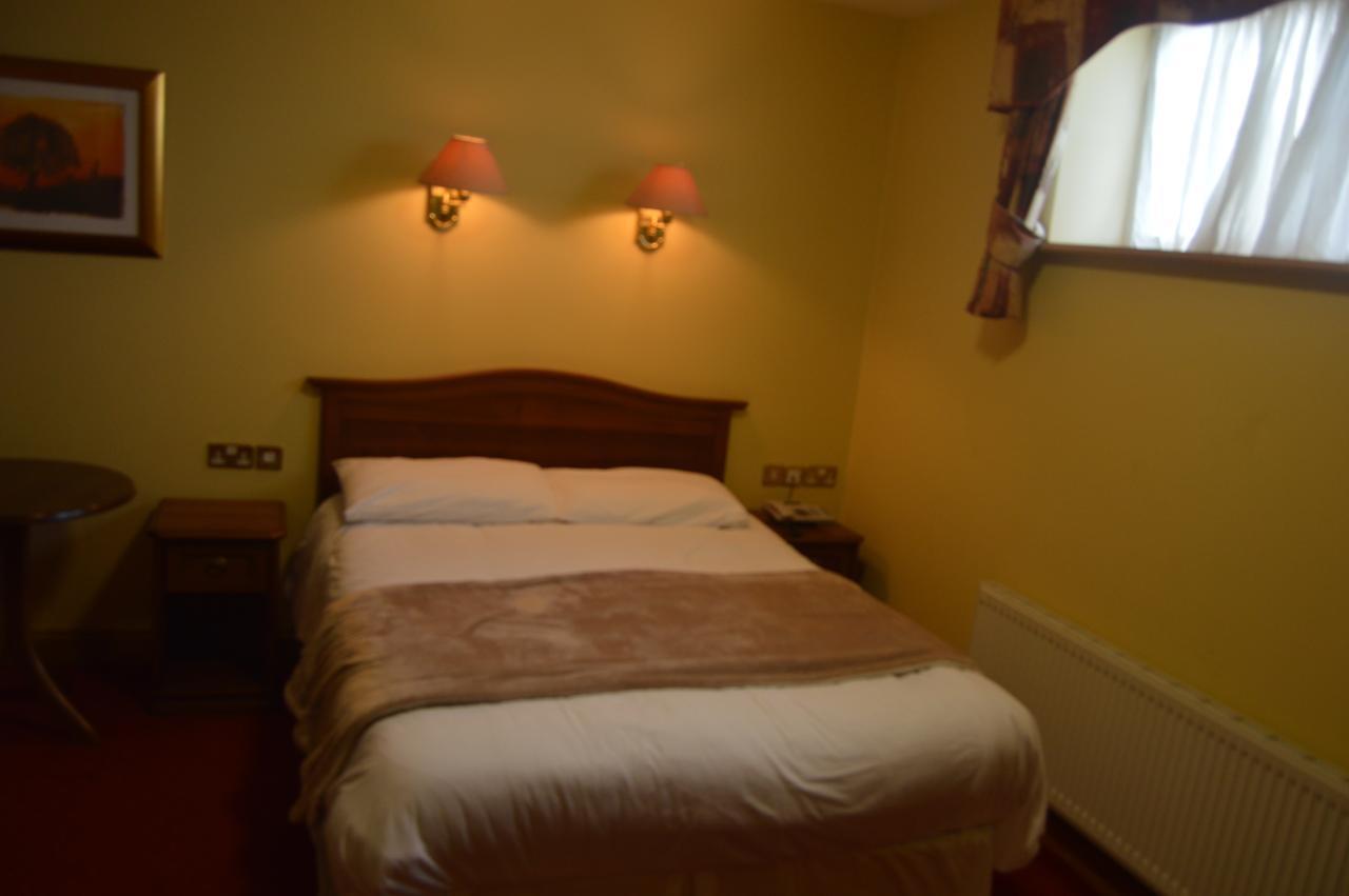 The Anglers Rest Hotel Headford Bagian luar foto
